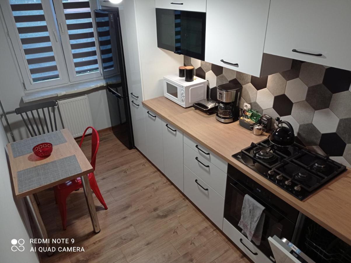 Apartament Na Parterze Stalowa Wola Exteriör bild