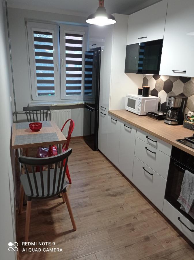 Apartament Na Parterze Stalowa Wola Exteriör bild